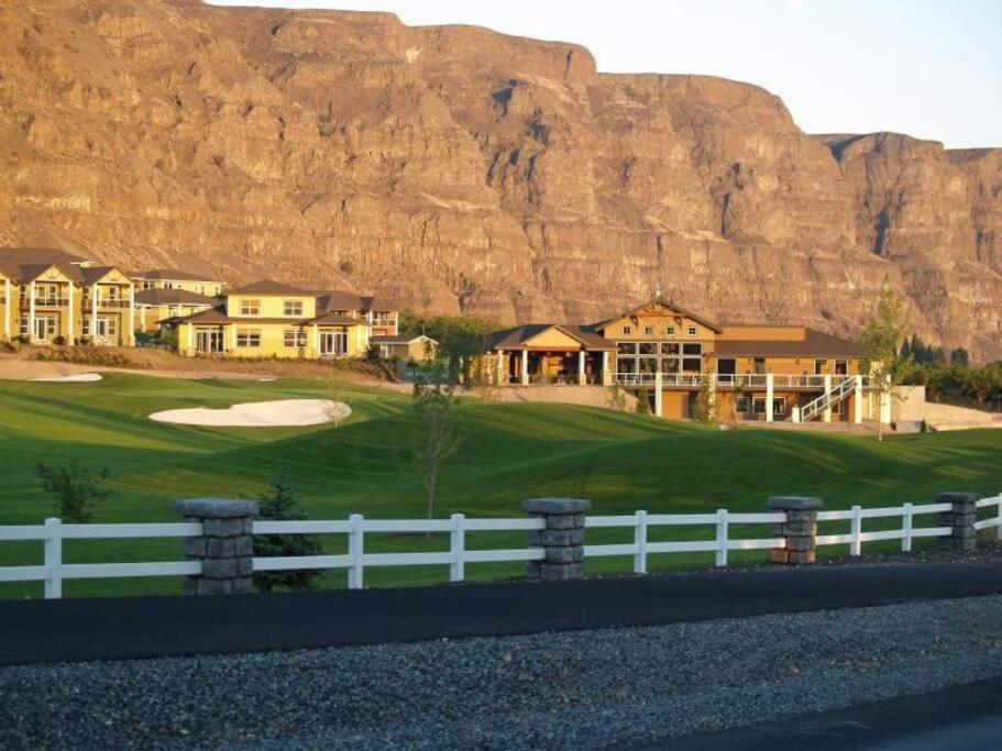 Sunserra Villa! Movie Room, Family Friendly, Bbqs, Pools, Free Golf! Quincy Exterior foto