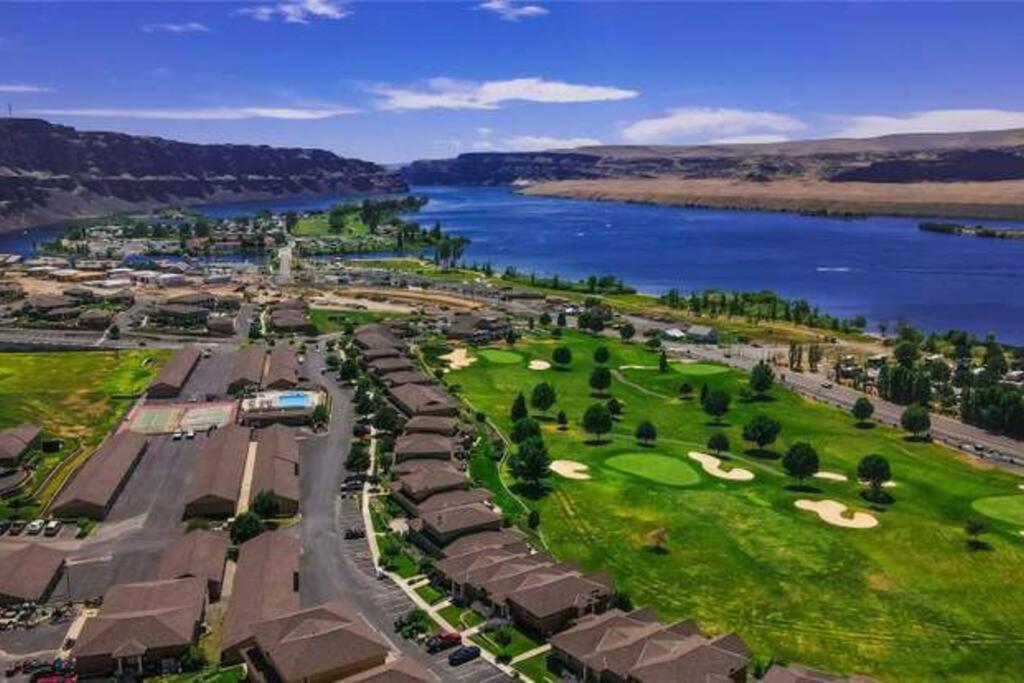 Sunserra Villa! Movie Room, Family Friendly, Bbqs, Pools, Free Golf! Quincy Exterior foto